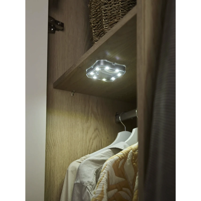 armoire 2000 x 2250 acc.webp